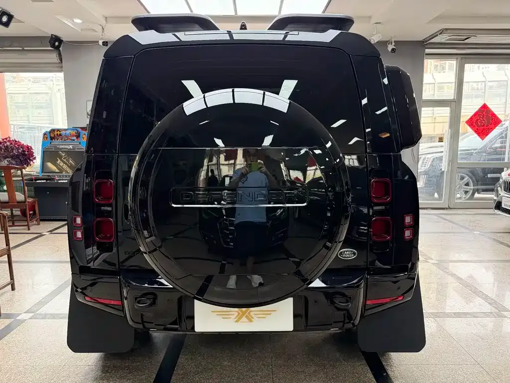 Land Rover Defender 2023 из CN, фото 3