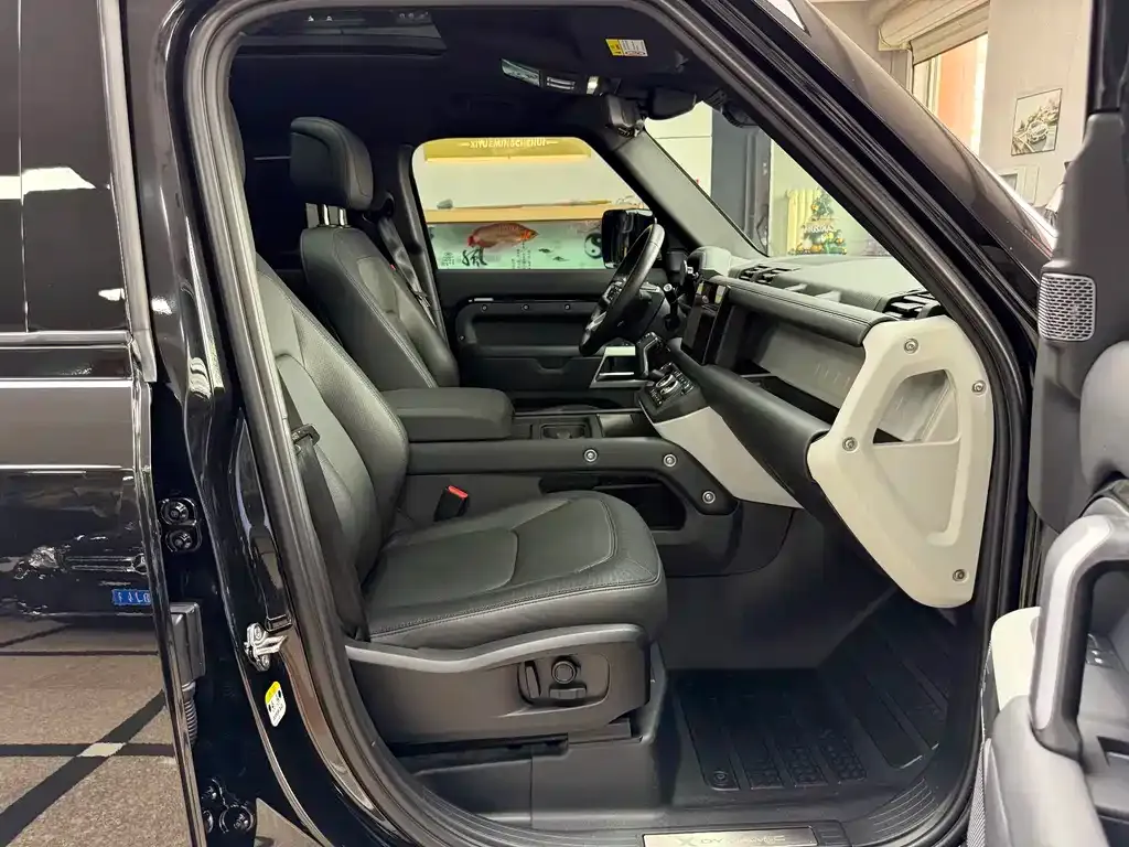 Land Rover Defender 2023 из CN, фото 6