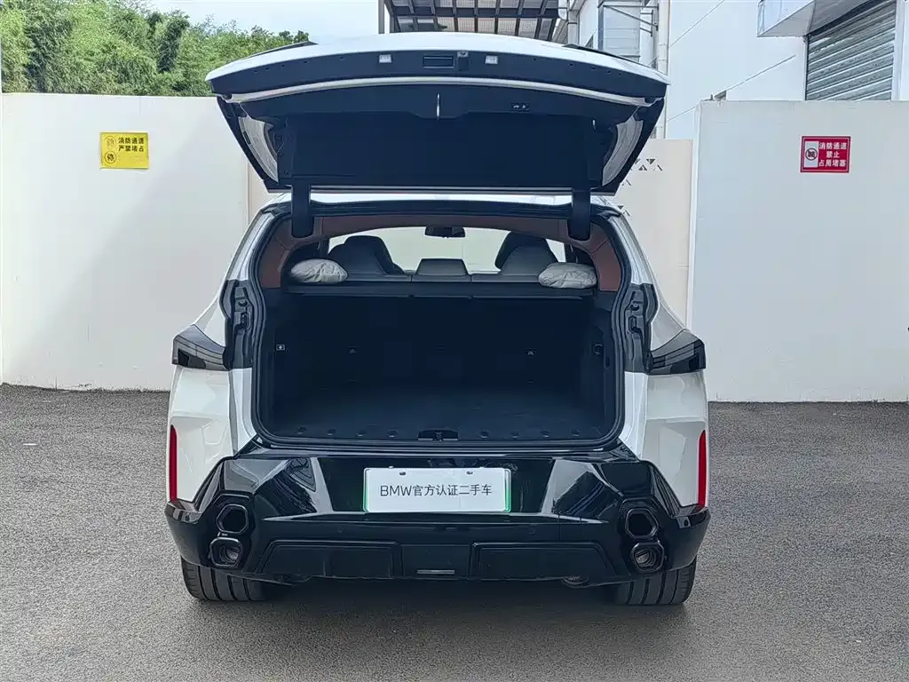BMW XM — фото 4