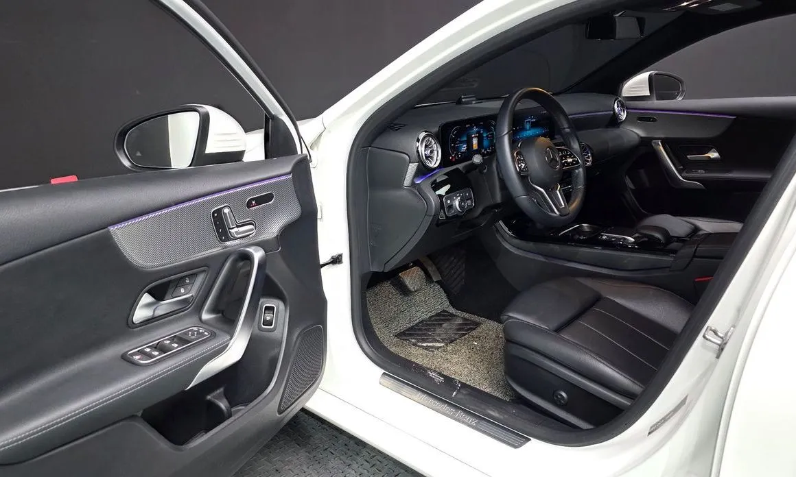 Mercedes-Benz A-Class — фото 10