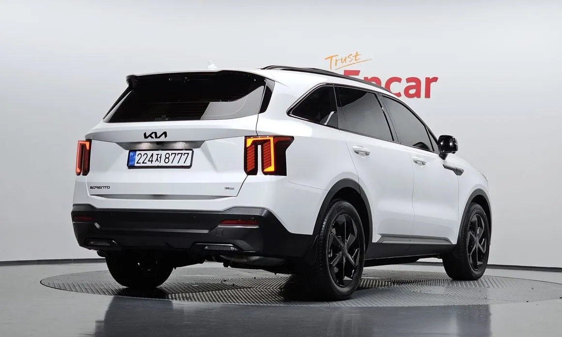 Kia Sorento — фото 3