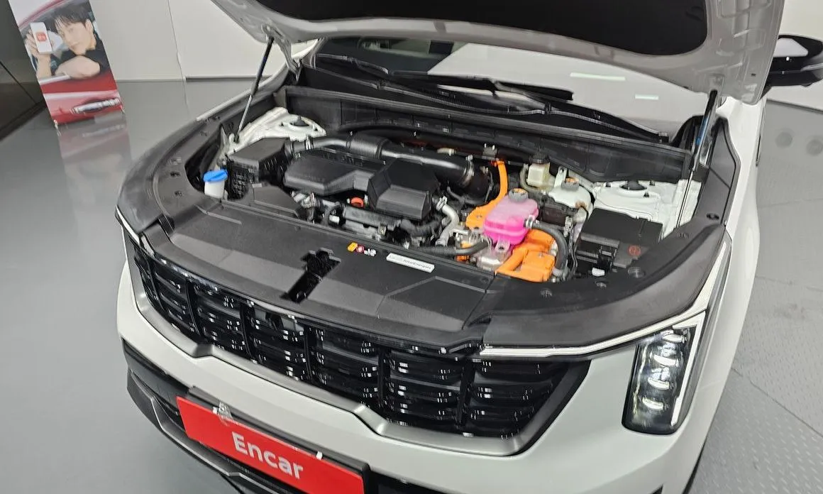 Kia Sorento — фото 6