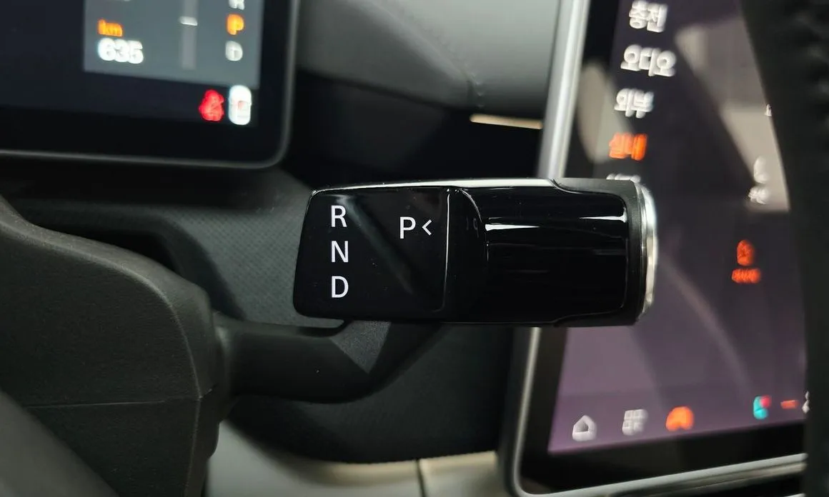 Polestar Polestar 4 — фото 9