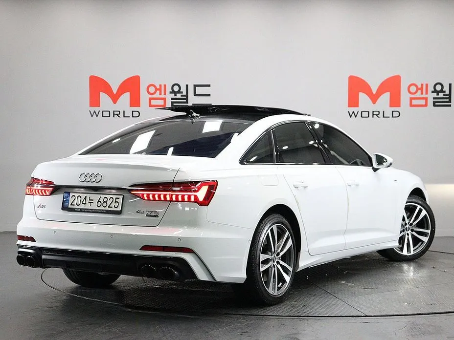 Audi A6 — фото 9