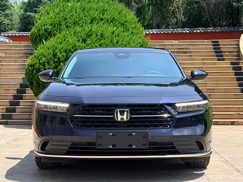 Honda Accord — фото 5