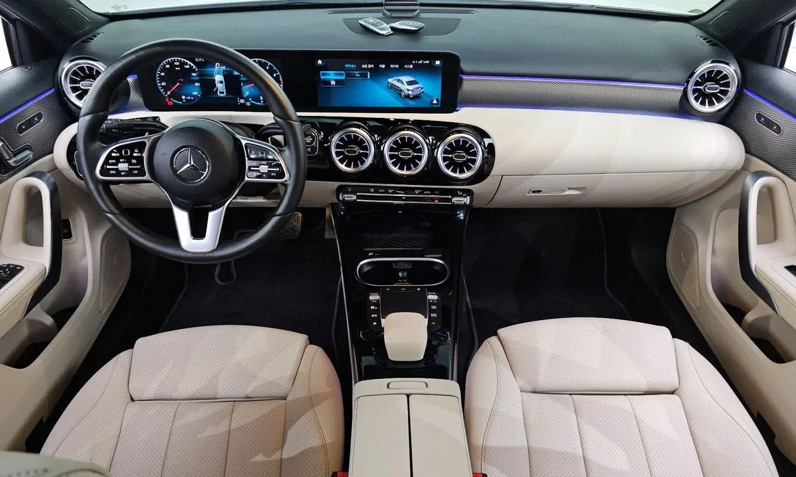Mercedes-Benz A-Class — фото 10