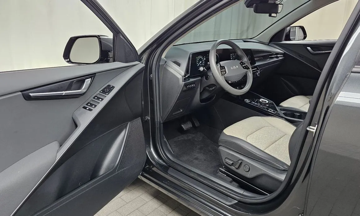 Kia Niro — фото 10