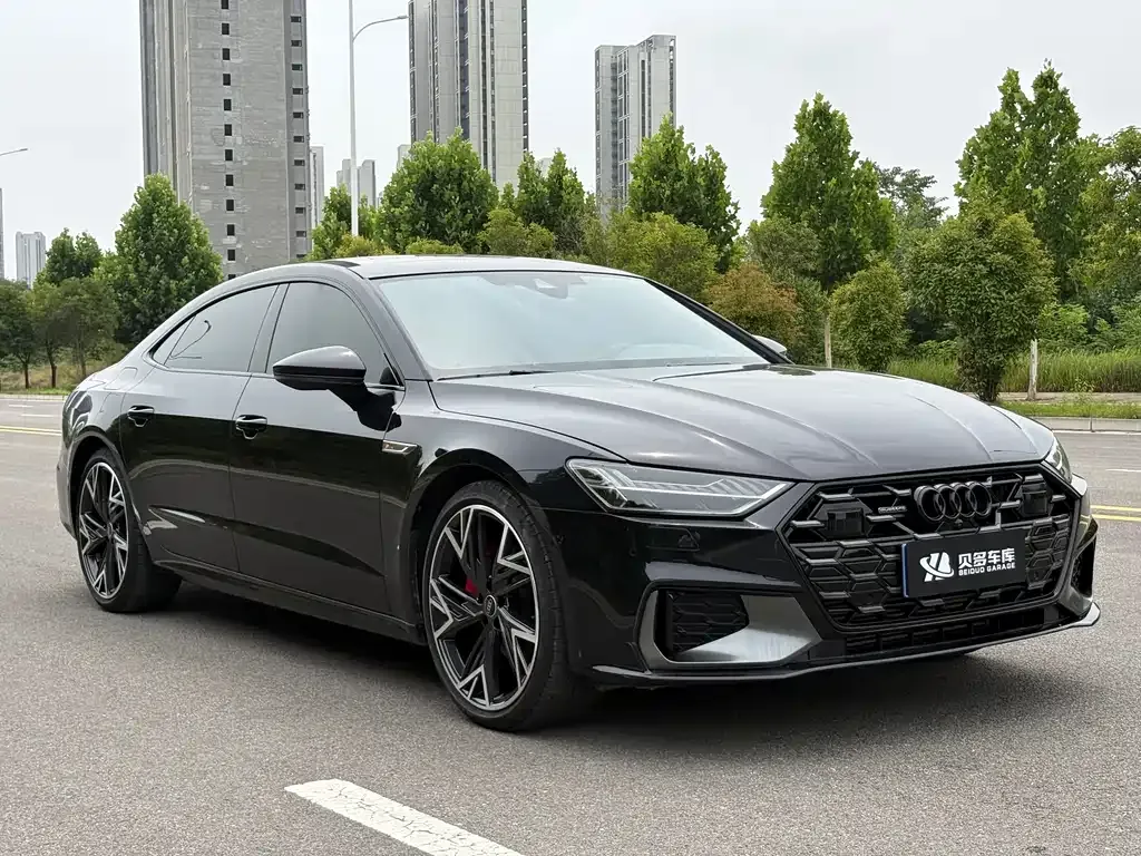 Audi A7L — фото 8