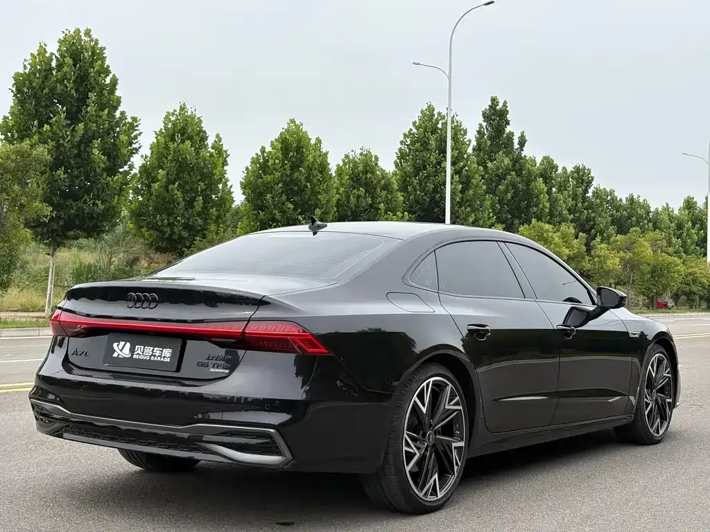Audi A7L — фото 3