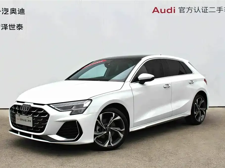 Audi A3 — фото 1