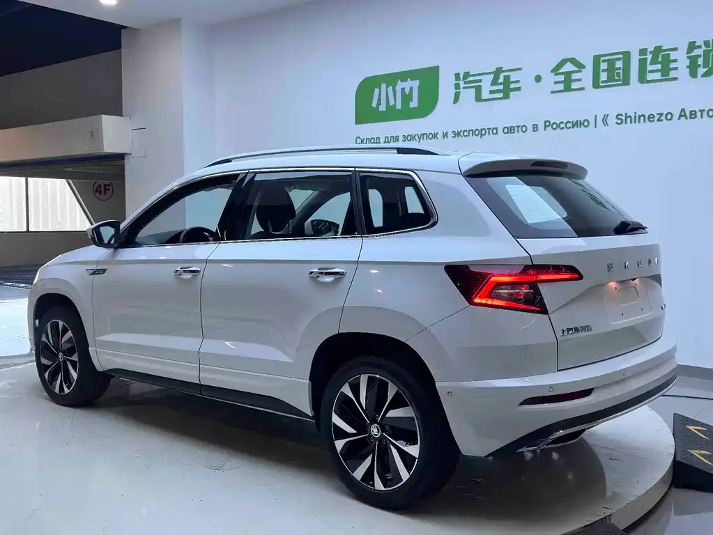 Skoda Karoq — фото 9