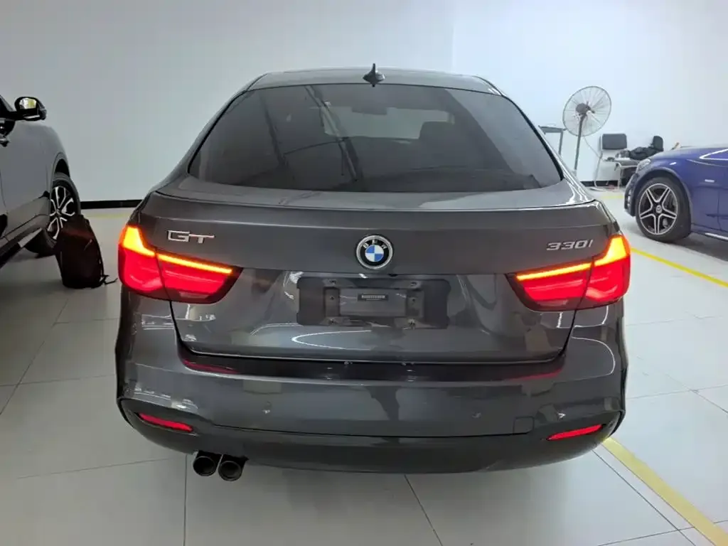 BMW 3 Series GT — фото 6