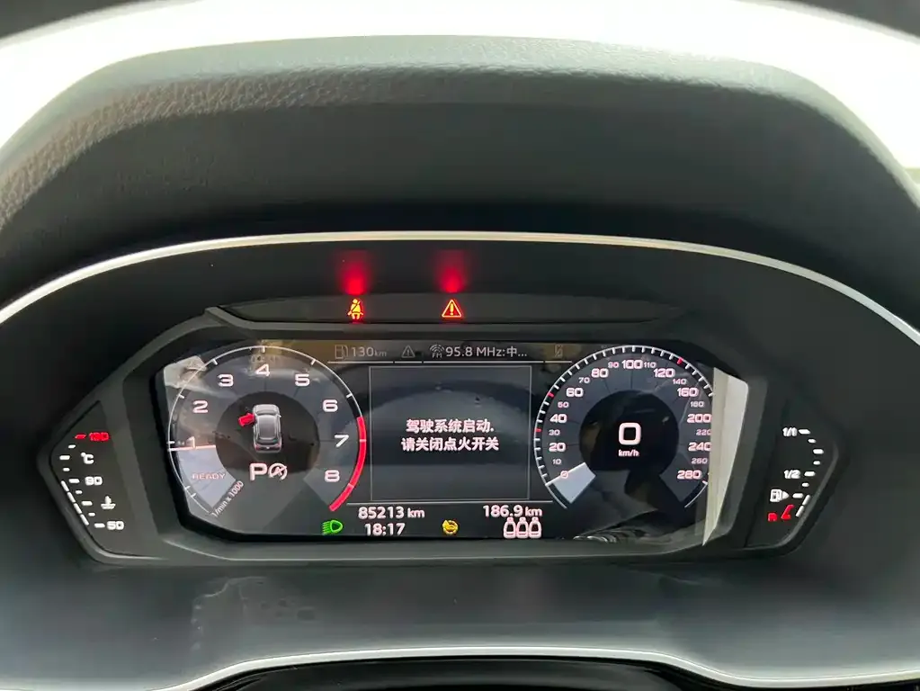 Audi Q3 2021 из CN, фото 4