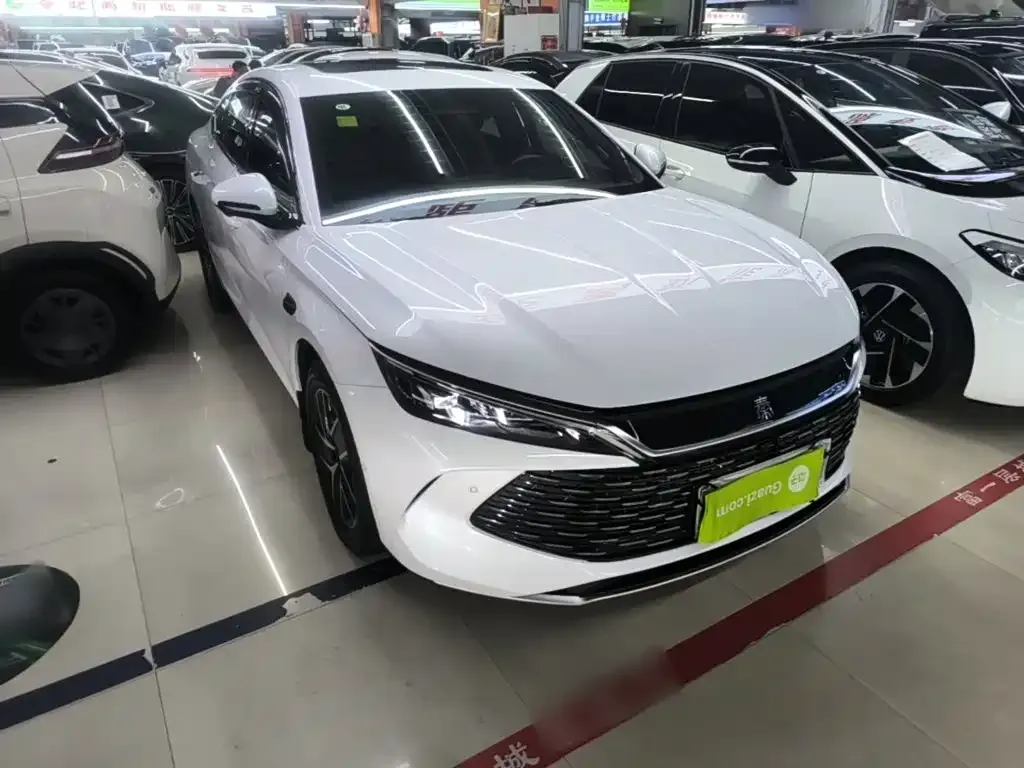BYD Qin L — фото 8