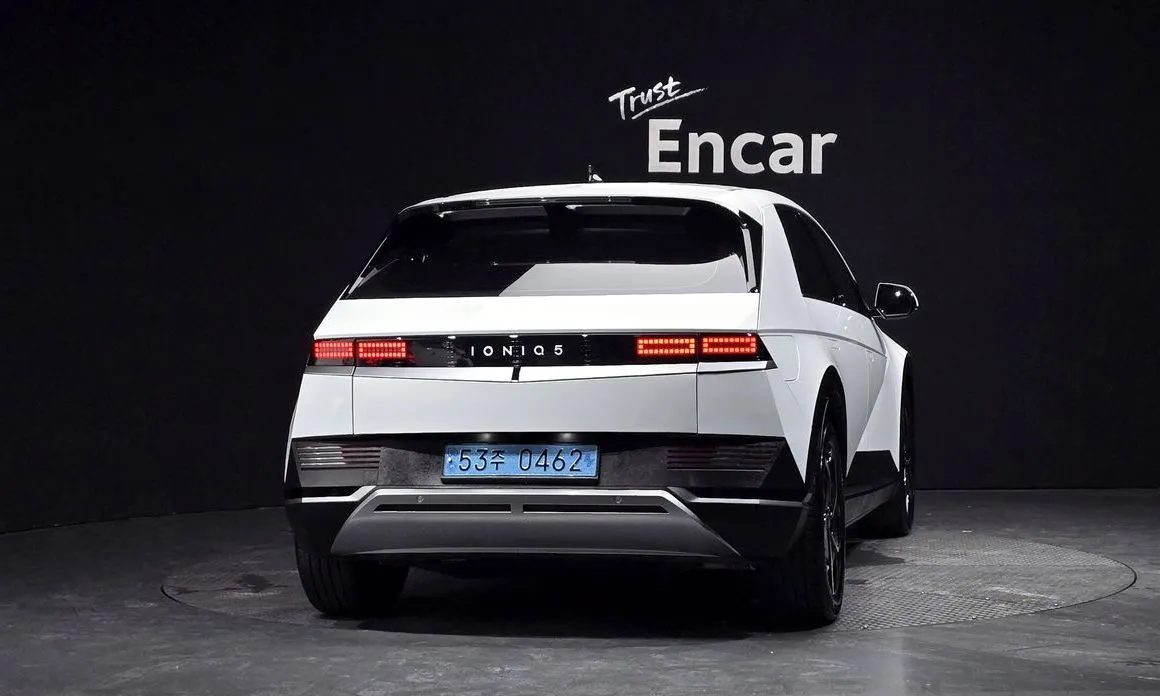 Hyundai Ioniq5 — фото 8