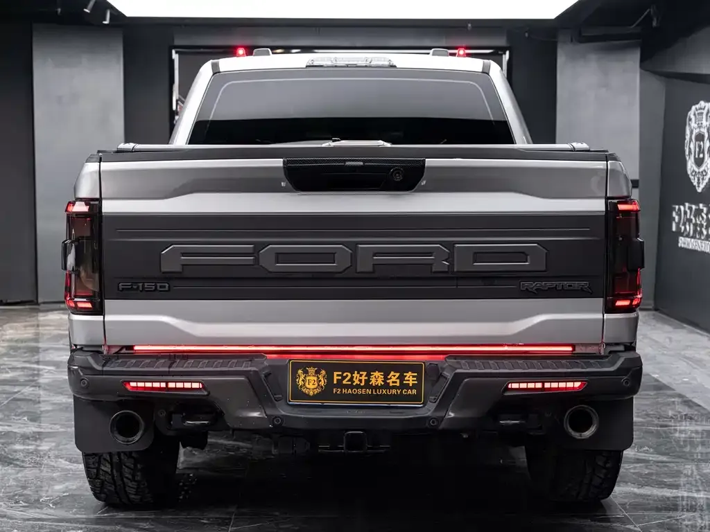 Ford F-150 Raptor — фото 9