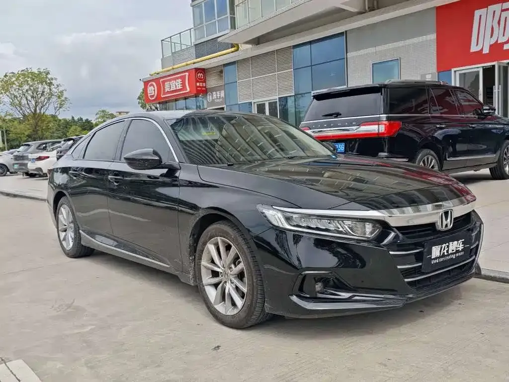 Honda Accord — фото 6