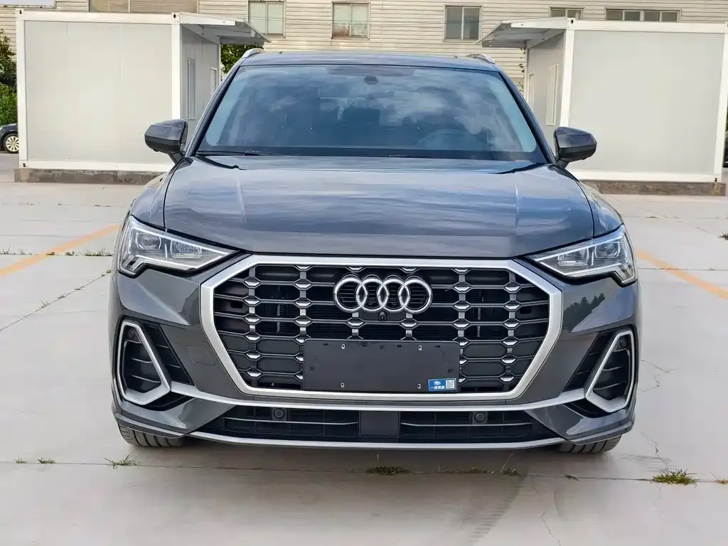 Audi Q3 — фото 3
