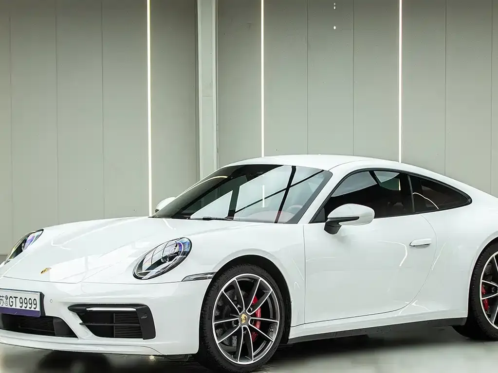 Porsche 911 Carrera S 3.0T 1