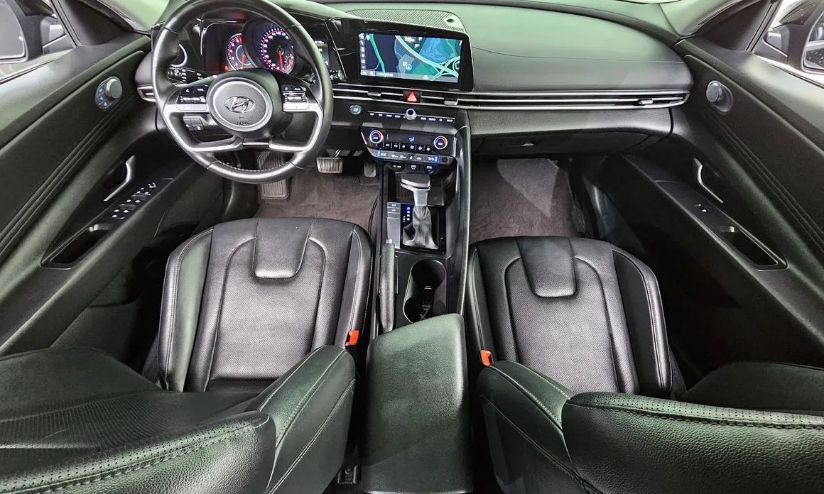 Hyundai AVANTE — фото 8