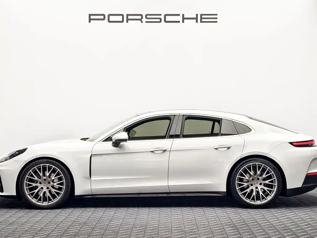 Porsche Panamera — фото 7