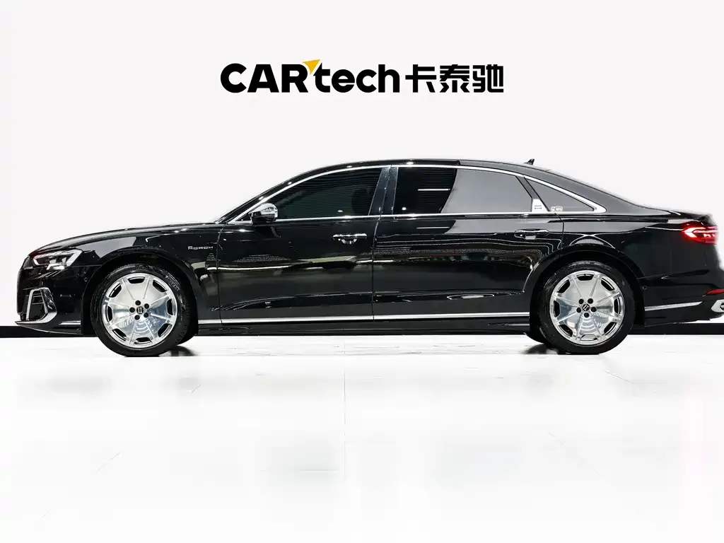 Audi A8 — фото 3