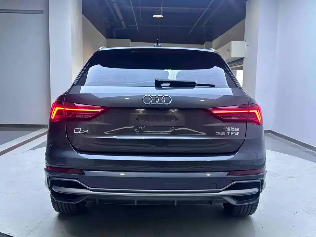 Audi Q3 — фото 10