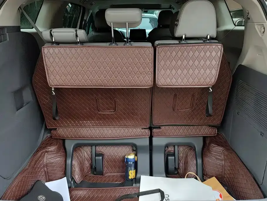 Toyota Granvia — фото 6