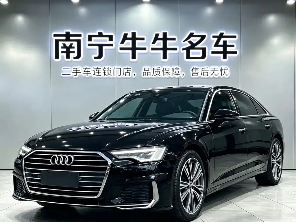 Audi A6L — фото 1