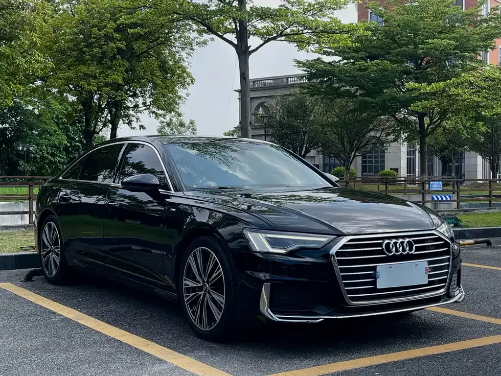 Audi A6L — фото 8