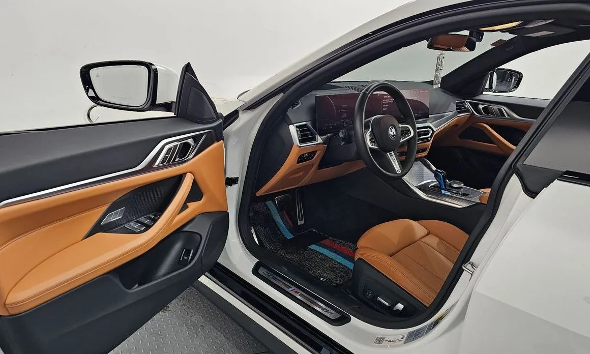 BMW i4 — фото 7