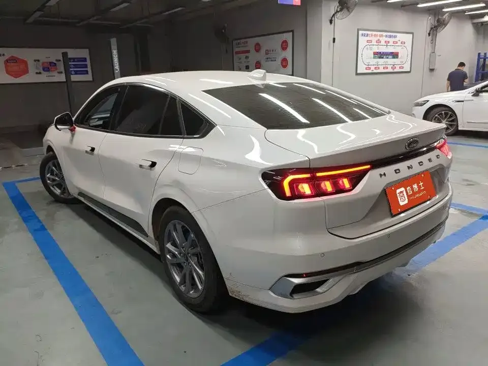 Ford Mondeo 2024 из CN, фото 10
