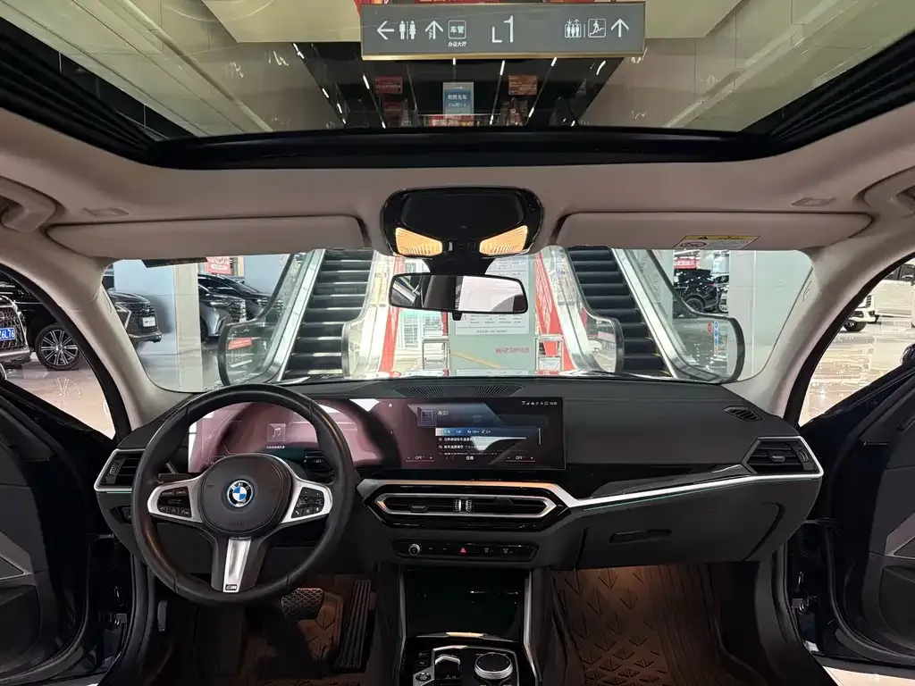 BMW i3 — фото 8
