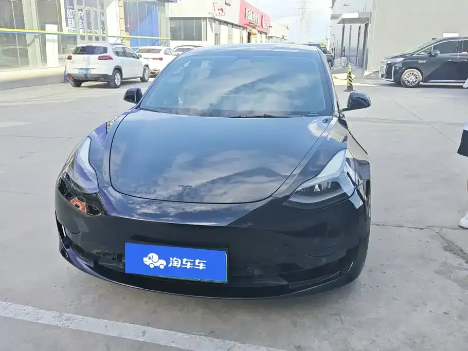 Tesla Model 3 — фото 5