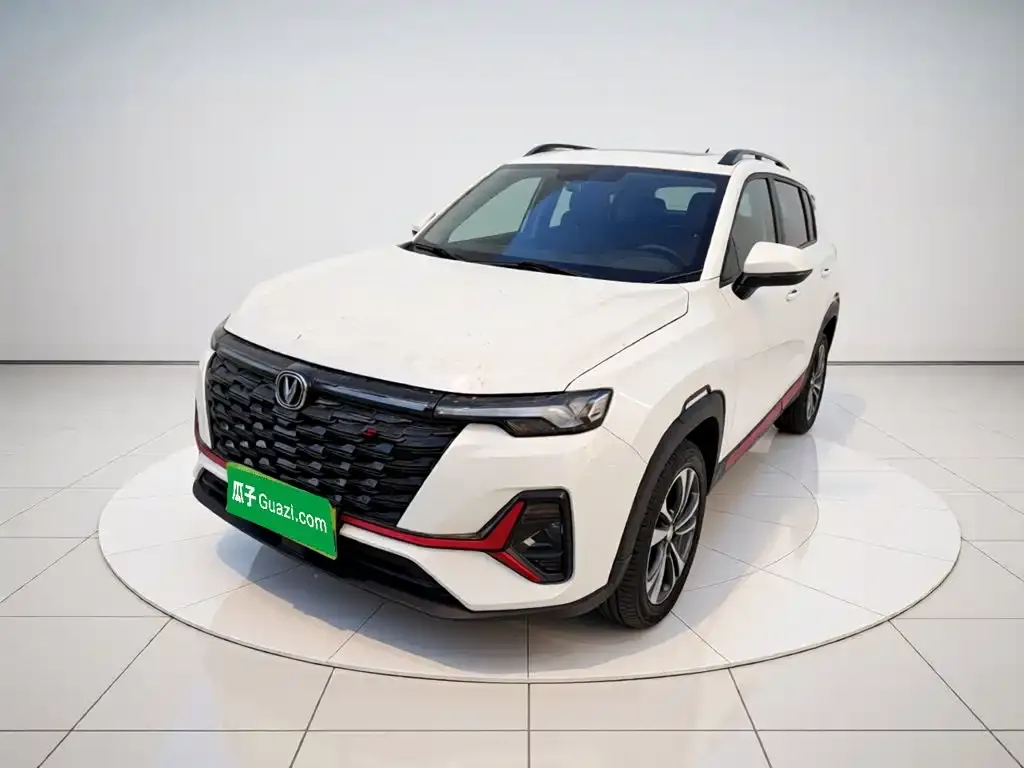 Changan CS35PLUS — фото 1