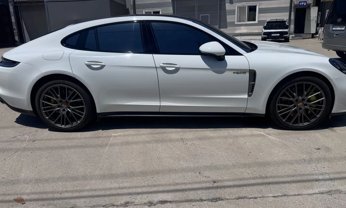 Porsche Panamera — фото 10