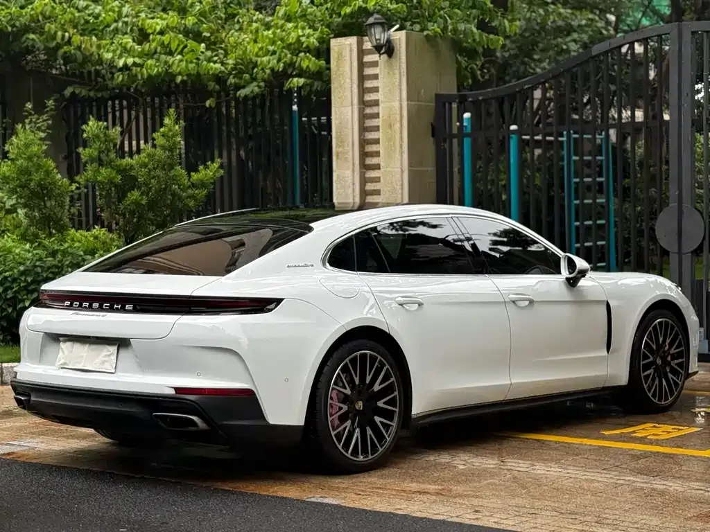 Porsche Panamera — фото 2