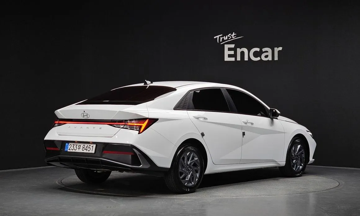 Hyundai AVANTE — фото 4