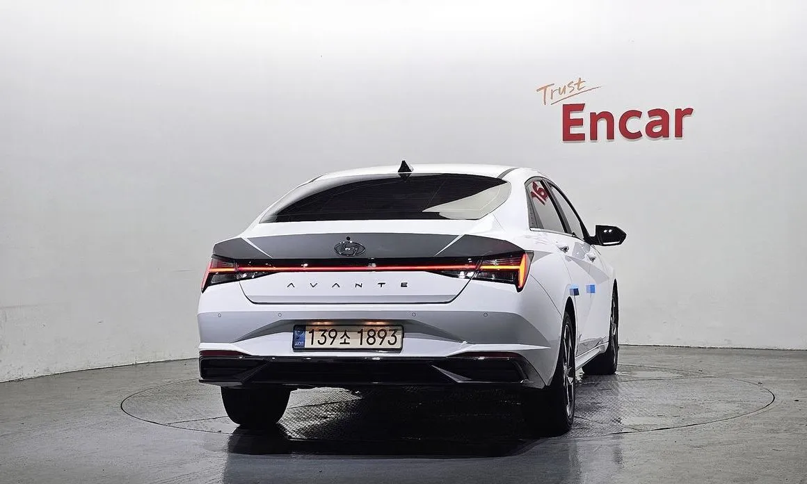 Hyundai AVANTE — фото 9