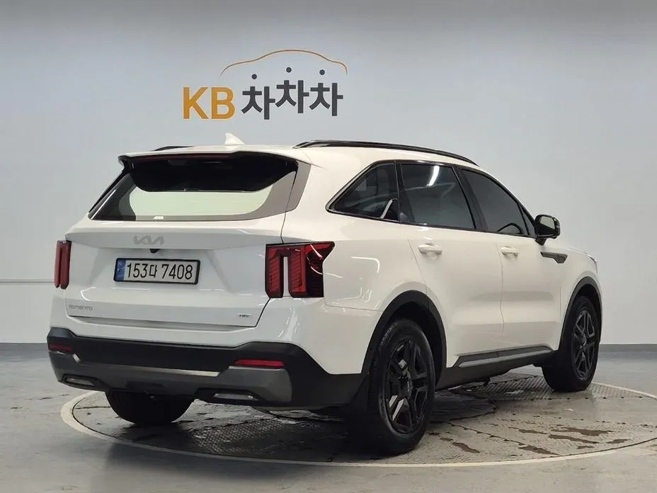 Kia Sorento — фото 3