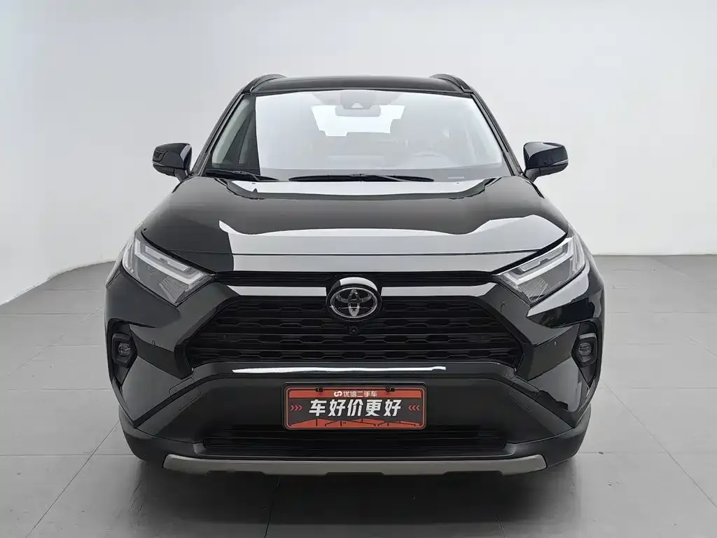 Toyota RAV4 — фото 2