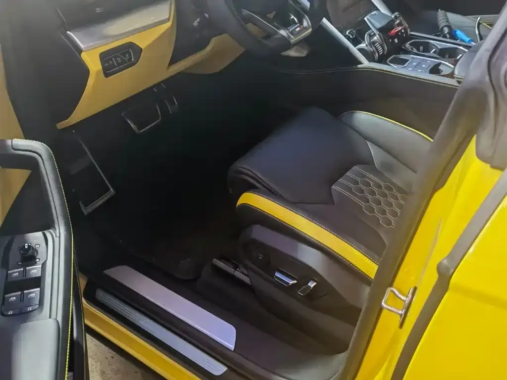 Lamborghini Urus — фото 4