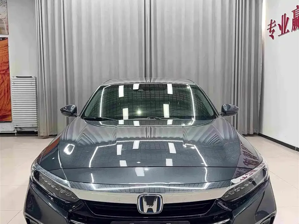 Honda Accord — фото 4