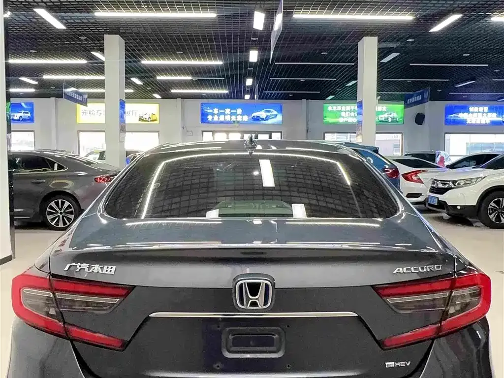Honda Accord — фото 5