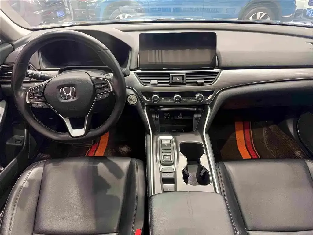 Honda Accord — фото 3