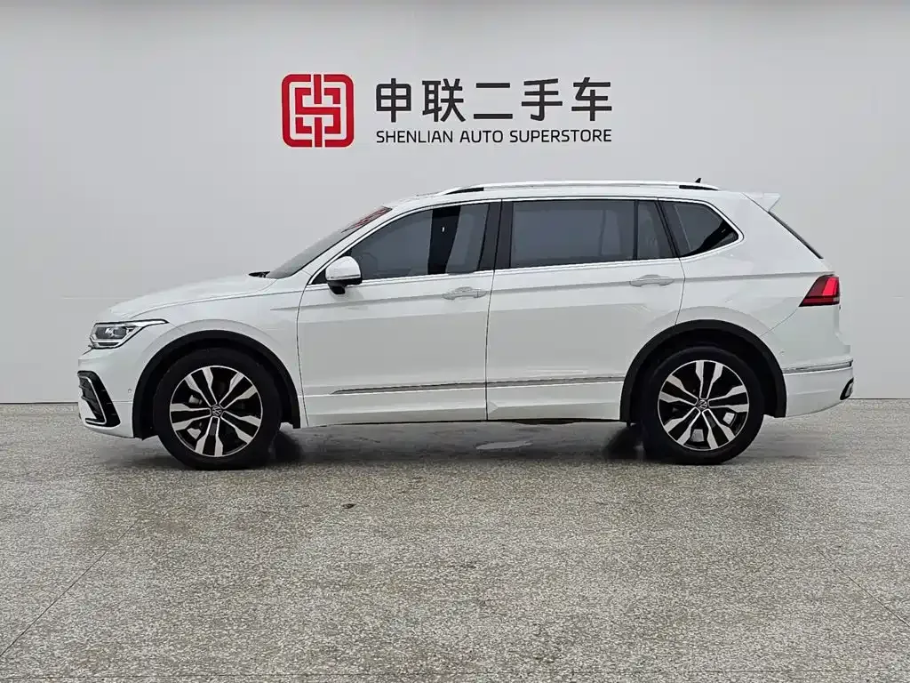 Volkswagen Tiguan L — фото 5