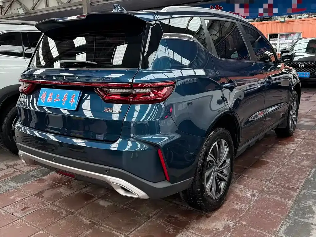 Geely Vision X6 — фото 9