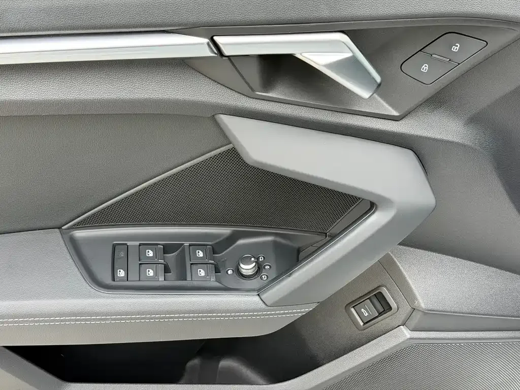 Audi A3 — фото 7