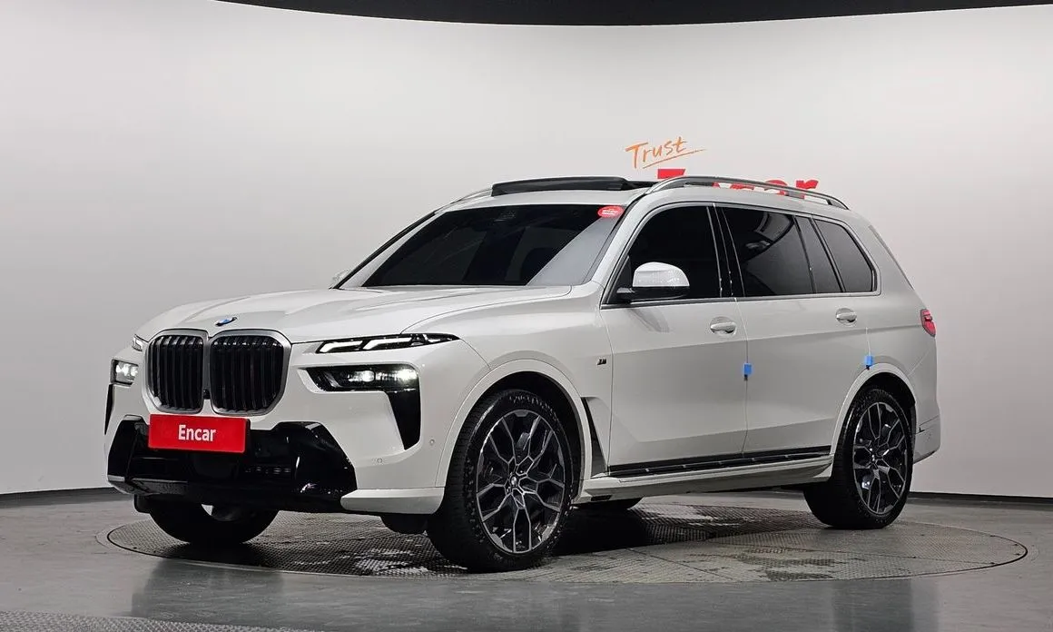 BMW X7 — фото 1