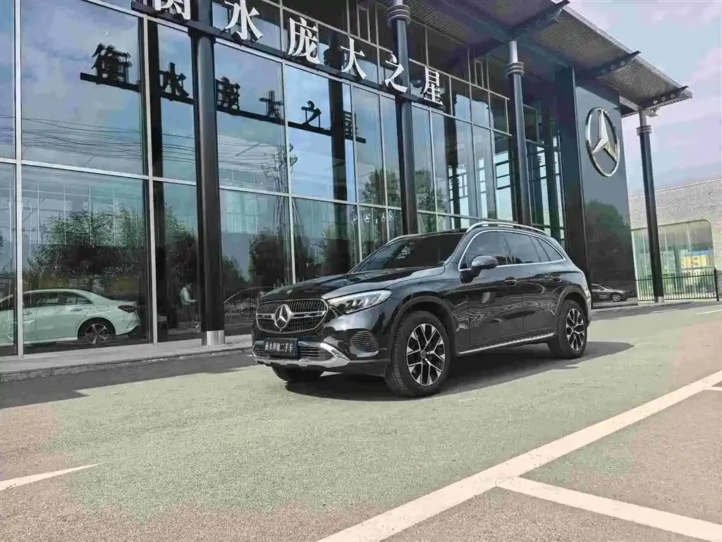 Mercedes-Benz GLC — фото 1